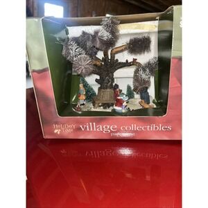 Nib  Vintage Holiday Time Village Collectibles Park Scene Tree People Dog